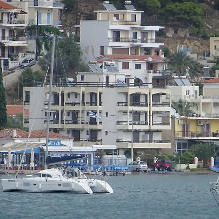 Irene Ξενοδοχείο με διαμερίσματα Πόρος